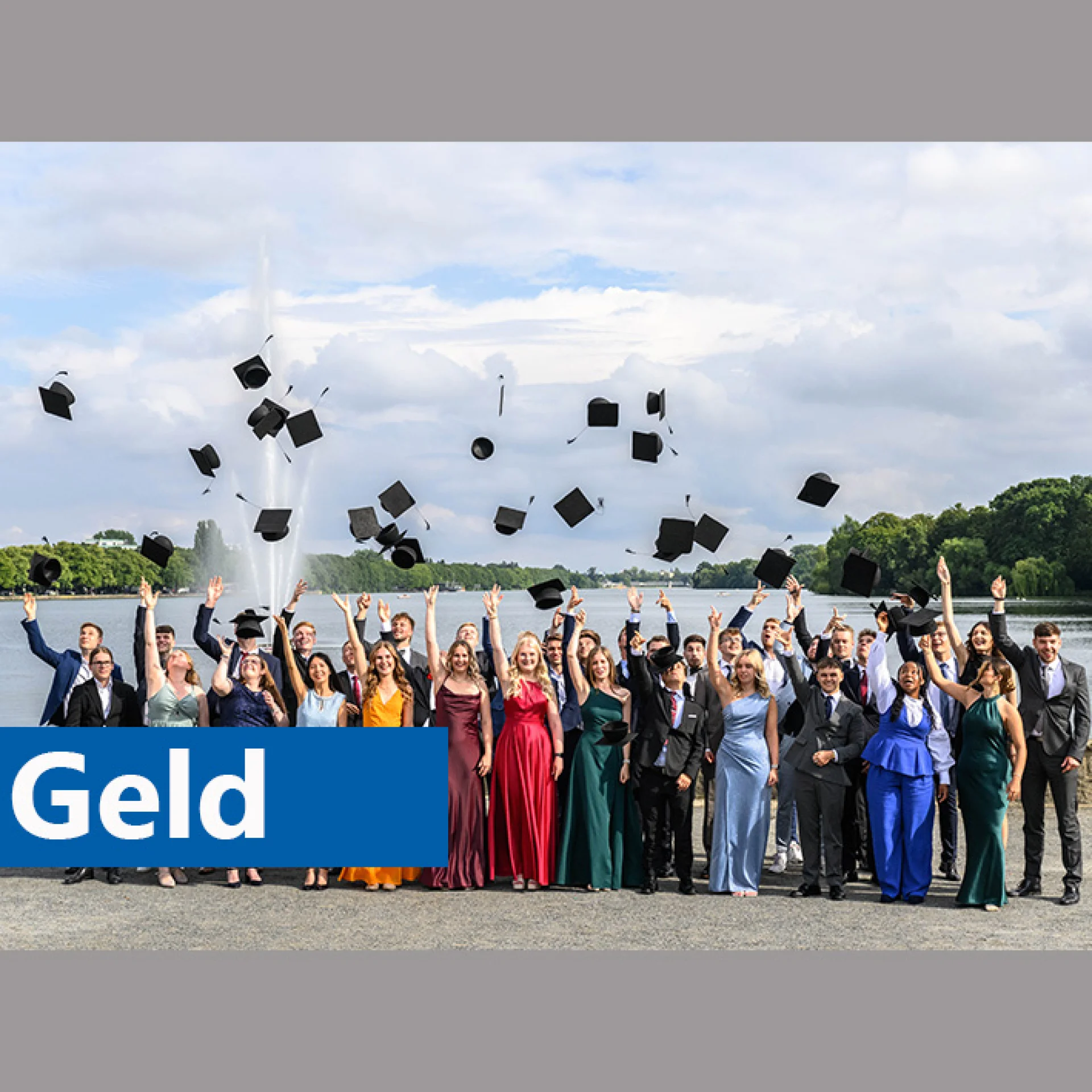 Am Maschsee in Hannover flogen traditionell die Hüte der zufriedenen Studierenden, um das Ende des Studiums zu besiegeln.