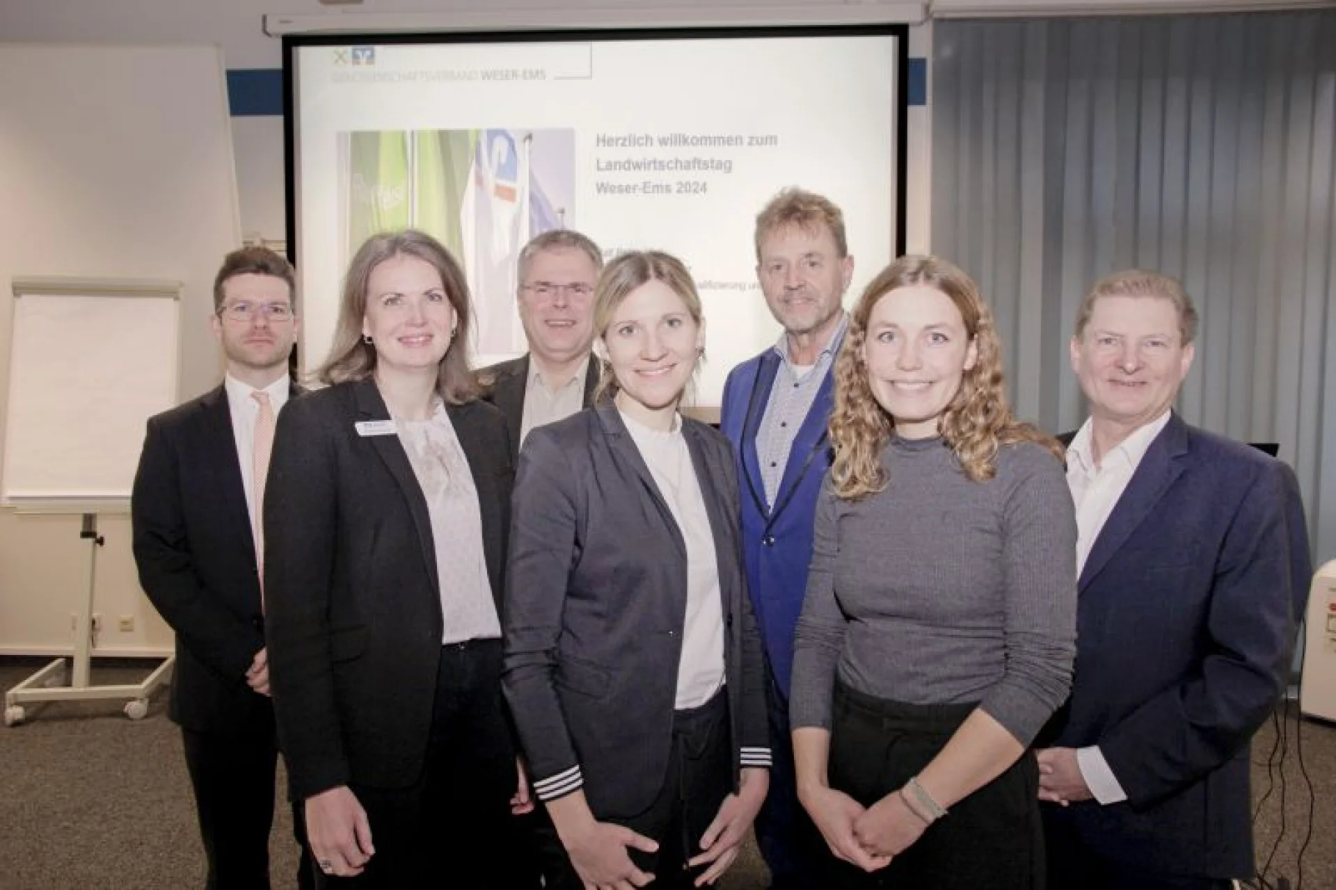 Sorgten für interessante und vielfältige Impulse (v. l.): Patrick Koopmann, genoBIT, Stephanie Hempel, Arbeitsgemeinschaft der Volksbanken und Raiffeisenbanken in Weser-Ems, Guido Jaskulska, GVWE, Franziska Elmerhaus, Tönnies Meat, Dr. Albert Hortmann-Scholten und Wiebke Schumacher, beide LWK Niedersachsen, und Ralf Peter Janik vom GVWE.