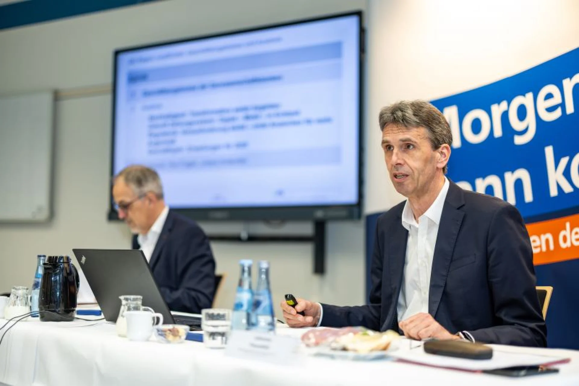 Johannes Freundlieb (rechts) und Axel Schwengels erläuterten das Geschäftsjahr 2024.