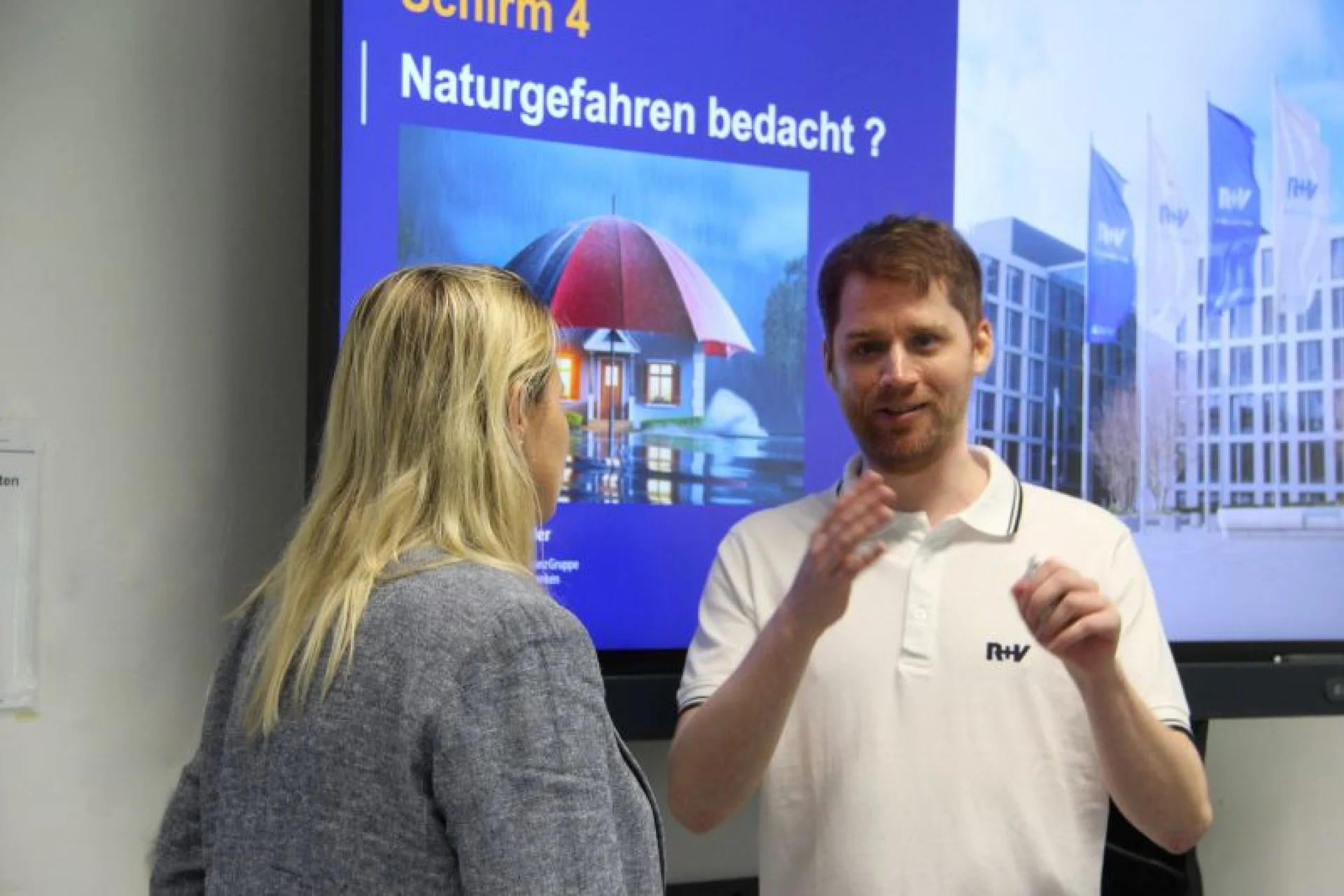 Sebastian Kopp, Finanzberater Volksbank Ahrweiler, berichtete von seinen Erfahrungen im Juli 2021 in seiner Heimat
